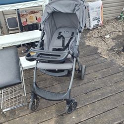 Chicco Bravo Plus Stroller Like New 