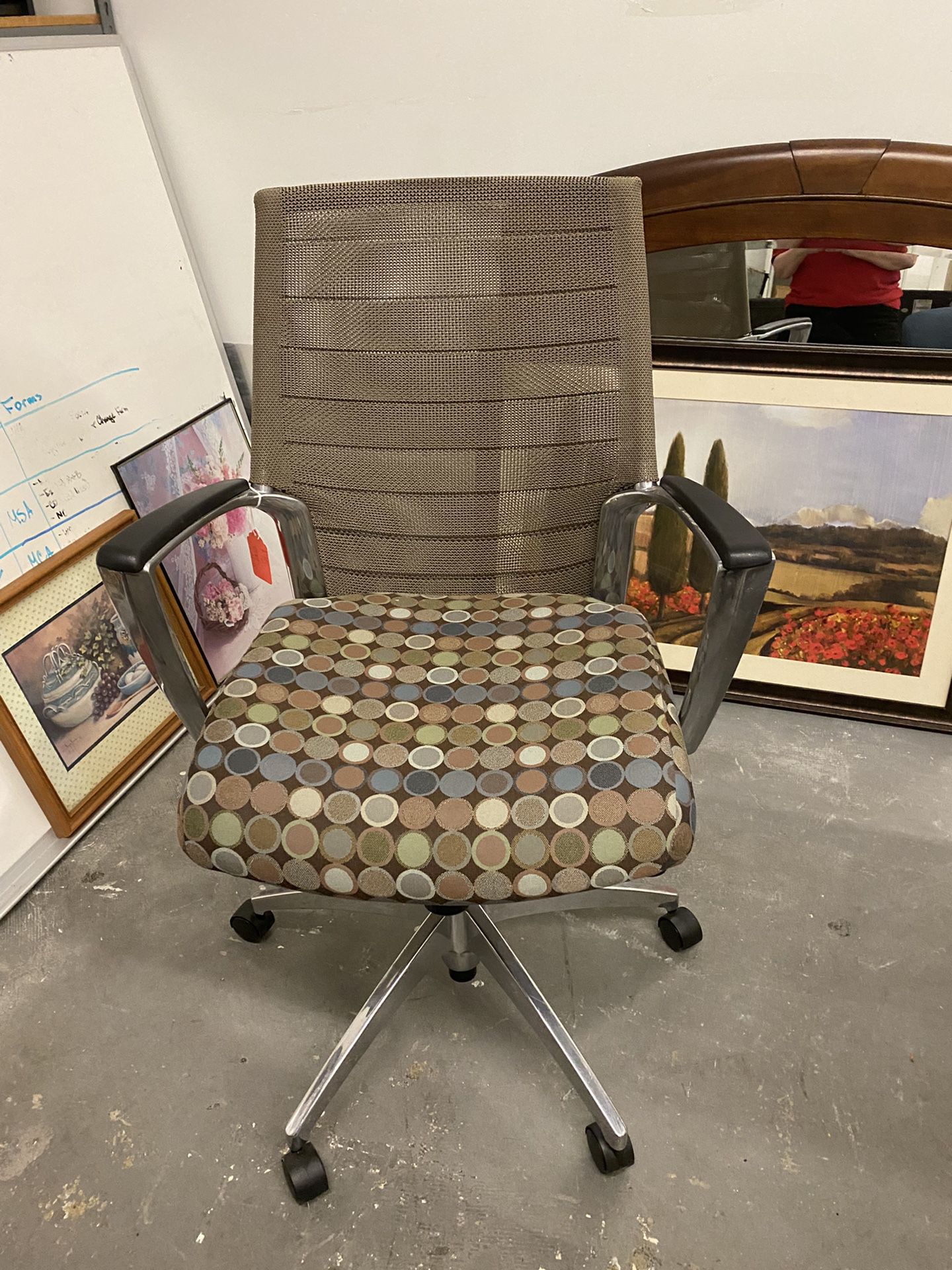 Rolling Office Chair - Clearance 