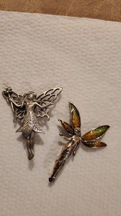 2 fairy fashion pins