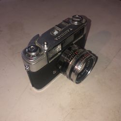 YASHICA LYNX1000 FILM CAMERA