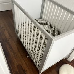 Mini Crib with Bamboo Mattress