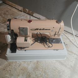 sewing machine