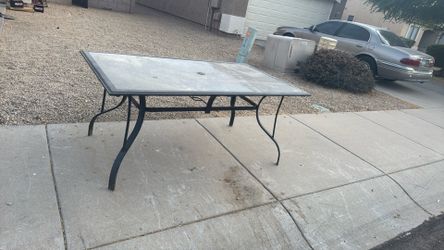 Free Table
