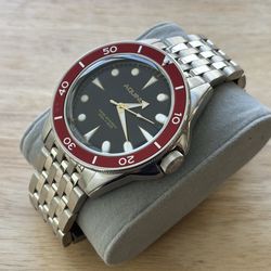 New Aquinus Swiss Diver Men’s Watch