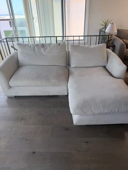Free Two-Piece Sectional Couch w Chaise