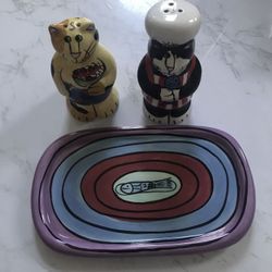 🔥Catzilla Chef Cat Kitten Salt & Pepper Shakers Set ~Plus Bonus Dish💎 RARE SET