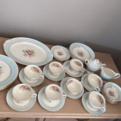 Vintage Dinner Set