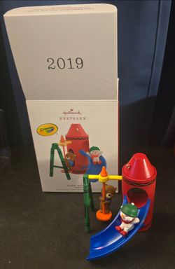 2019 Hallmark Keepsake Ornament - Crayola Slide Into Fun (New in Box)
