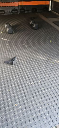 Heavy duty rubber gym mats