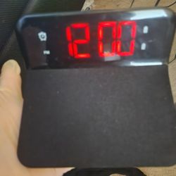 alarm clock usb TZUMI wireless phone charging 