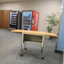 Adjustable Mobile Table