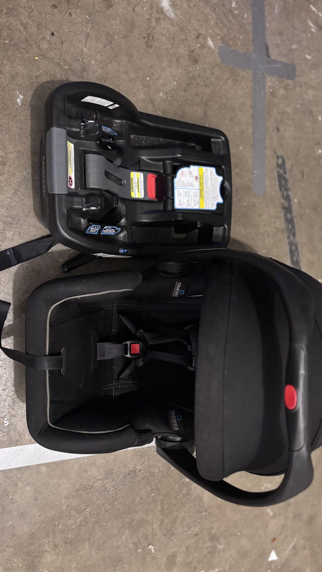 Graco Trueshield infant Car seat 