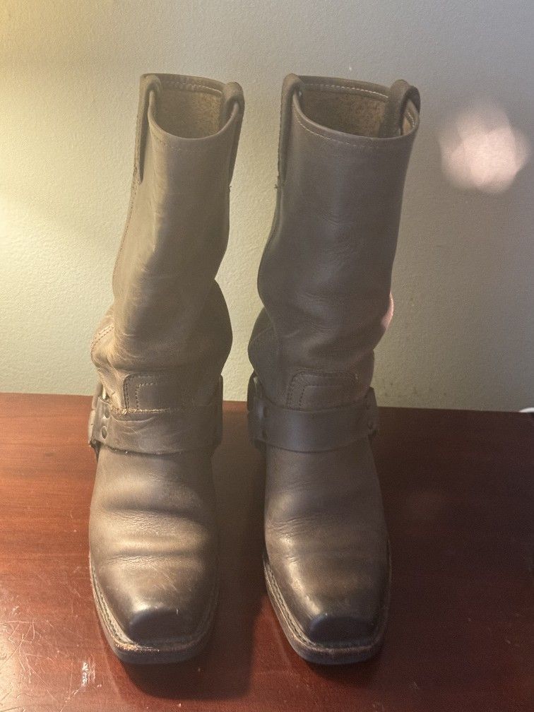 Women's Frye Harness Boots Smoke Grey Sz 5