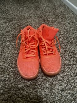 kyrie irving basketball shoes