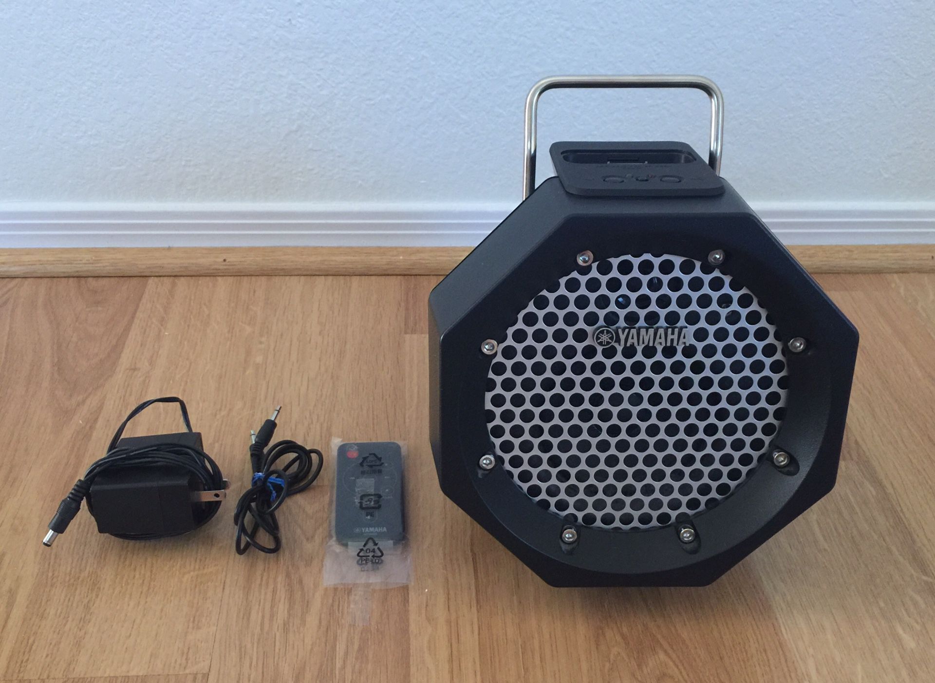 Yamaha PDX-11 Portable Powered Speaker