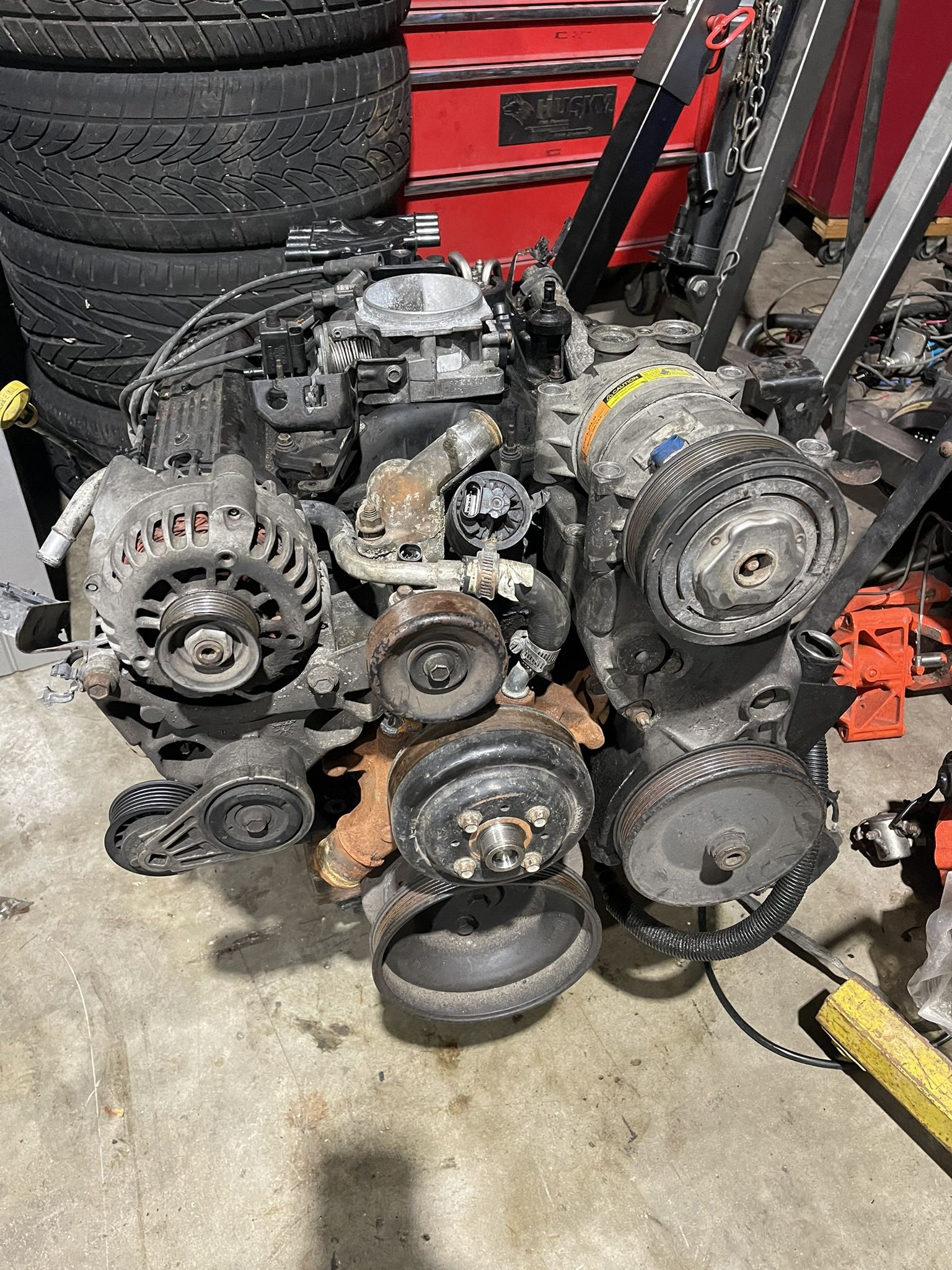 Sbc Vortec 350 Motor For Parts Or Repair 
