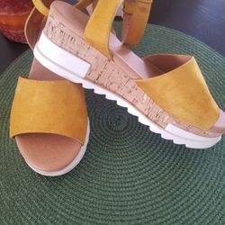 Lucky Top Kids Sandal