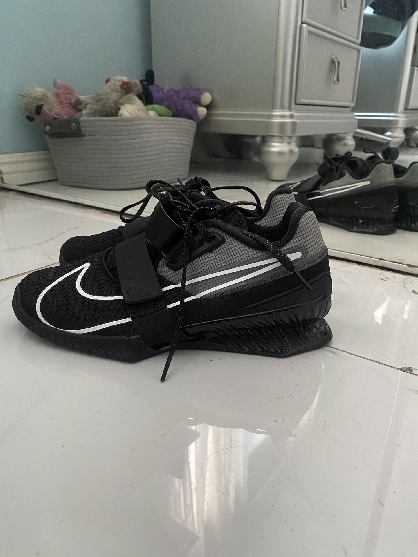 Nike Romeleos