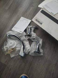 Kohler Deck Mount Bath Faucet Trim. Never Used