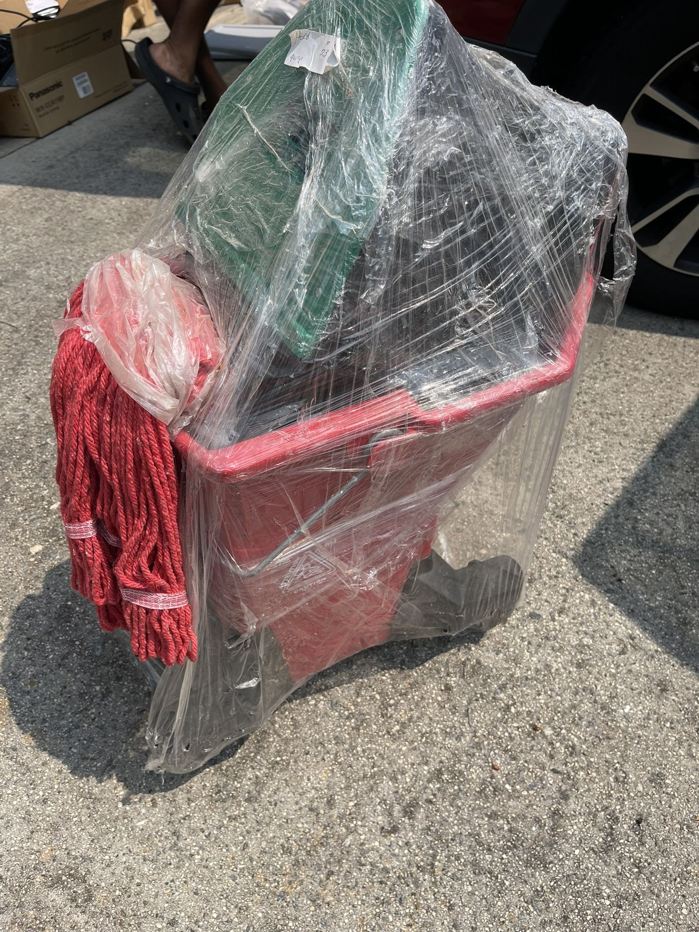 Commercial Mop Bucket And Mop Head