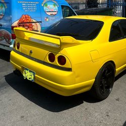 Nissan Skyline R33