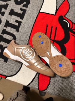 Nike total 90s shoes 7.5 men 9.0 women  new