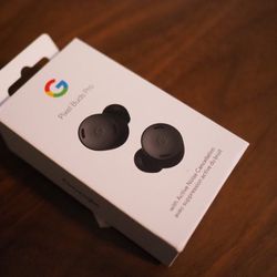 Google Pixel Buds Pro (Charcoal) - True Wireless Noise Cancelling Earbuds