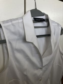 Jones New York White sleeveless blouse