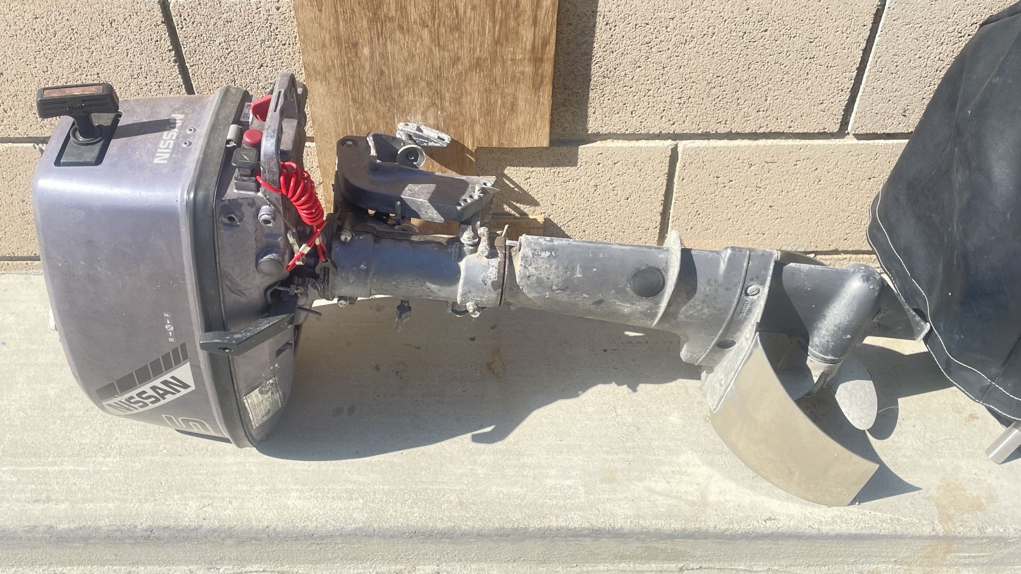 5 HP Outboard 1998 Nissan/ Tohatsu