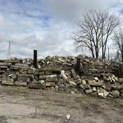 Stones Top soil Pallets trailer