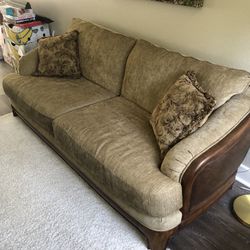 Sofa, Great Chair, End Table