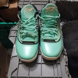 Nike Jordan  AE Green Glow Size 11 Men's Shoes