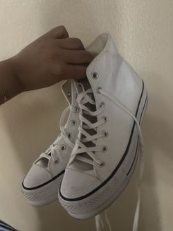 Women’s white  Converse Platform 