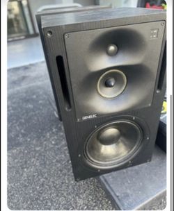 Genelec 1037C Studio Monitors – Pair