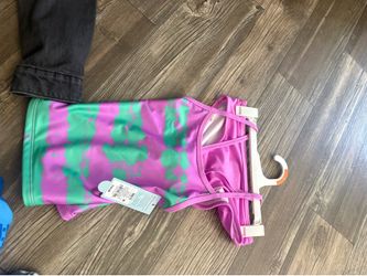 New 6-7 girl swimming set