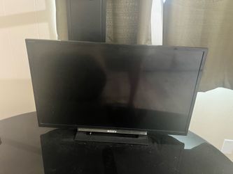 Sony Bravia 32” LCD TV – Works Great