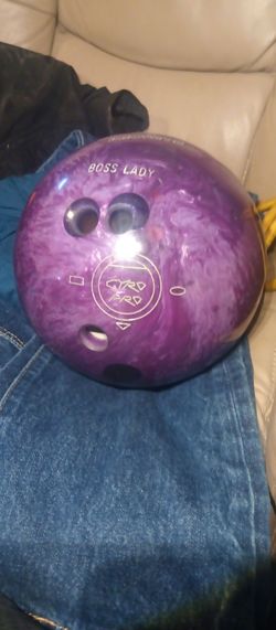 gyro ladies bolling ball and strykforce ball bag