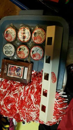 90's Red Wings collection