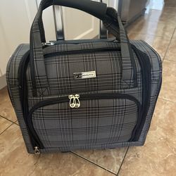 London Fog Carry On Roller Bag