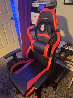Gaming chair, has massage.