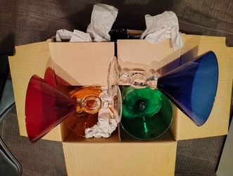 Wine glasses martini cocktail cups