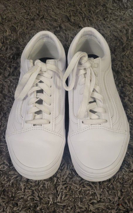 White Vans For Women Size 6. Good Condition