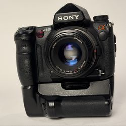 Sony A850 Full-Frame Pro DSLR Kit – Full Frame Sensor 24.6MP