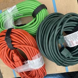 Extensión Cord 100 Ft 16 Guage.