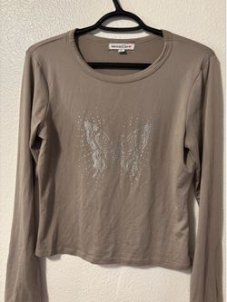 Brown tee