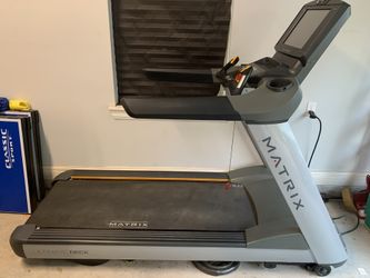 Treadmill Matrix Refurbished