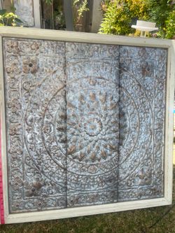 Wall decor