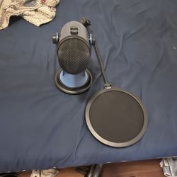 Yeti Mic And Pop Filter 