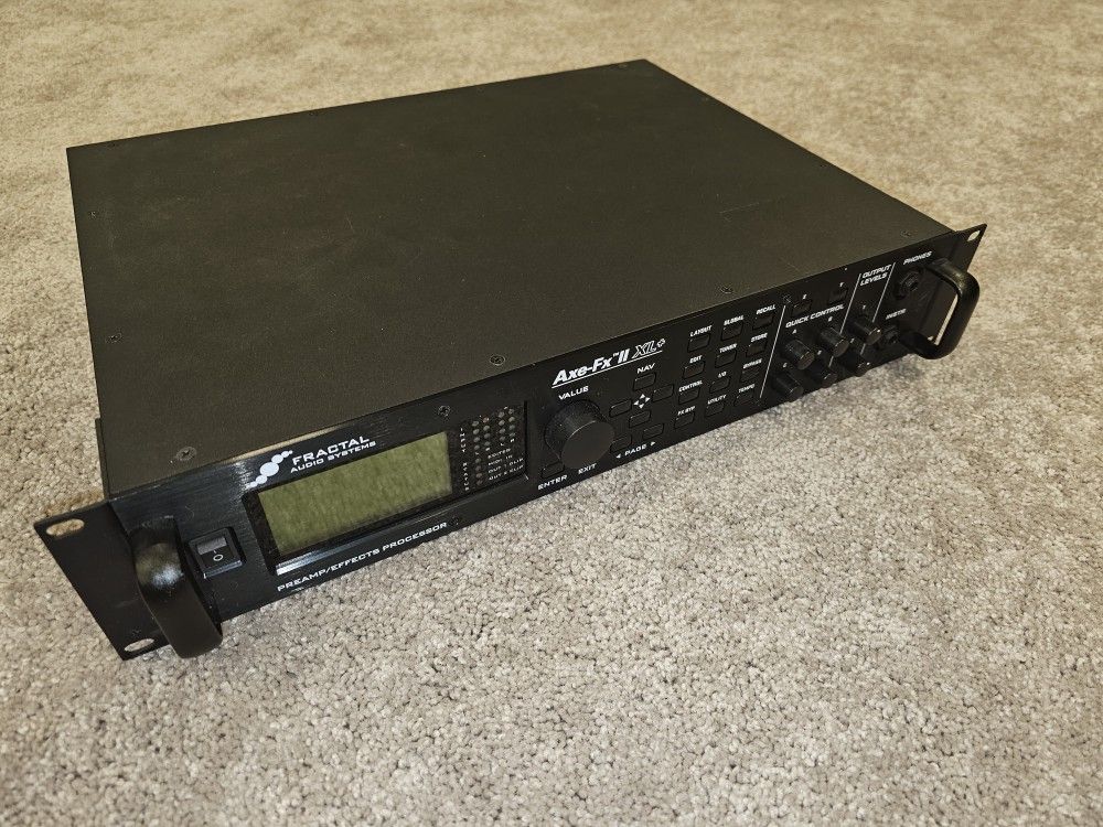 fractal Axe fx 2 xl+
