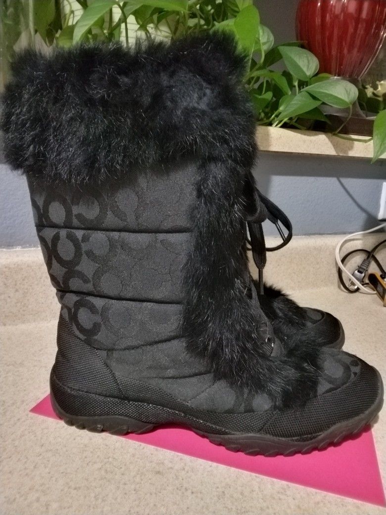 Coach Jennie Rabbit Fur Trim Monogram Boots Size 10B